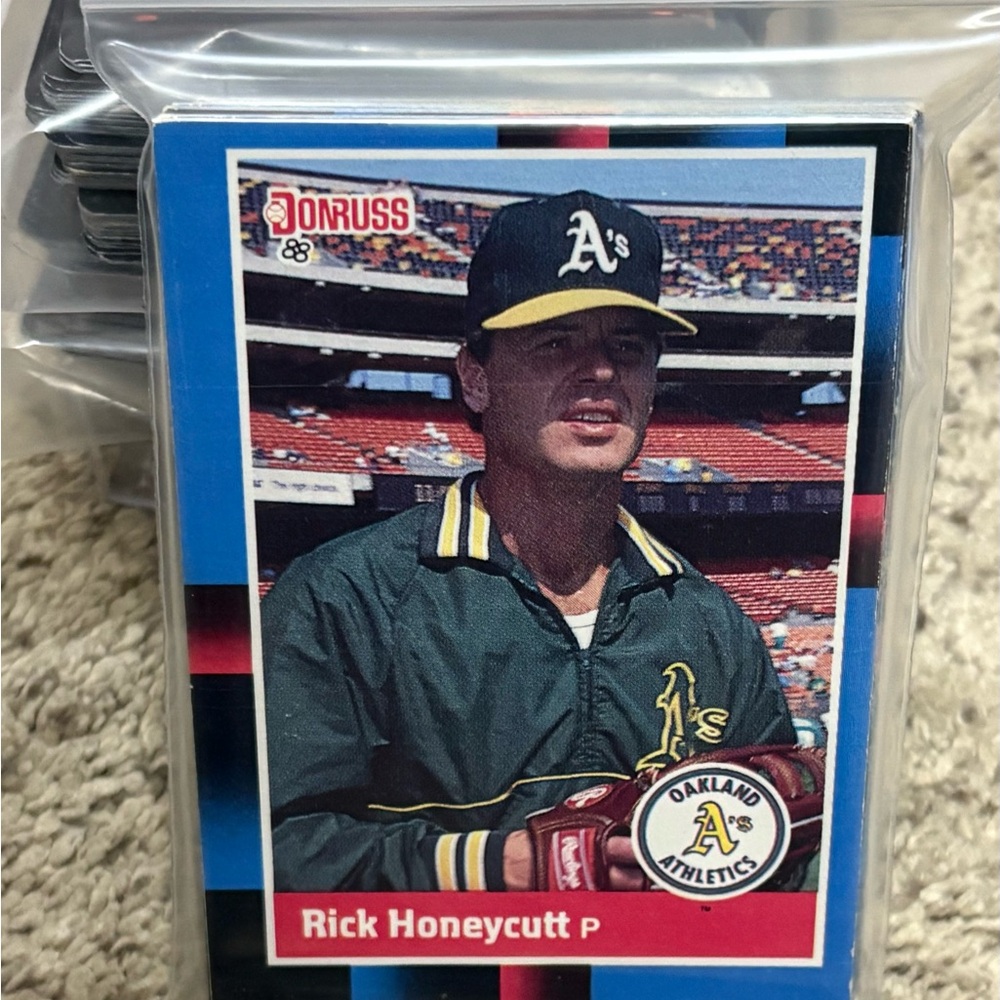 Vintage. Lot of 30 Donruss Baseball Cards 1988 mint or near mint condition.